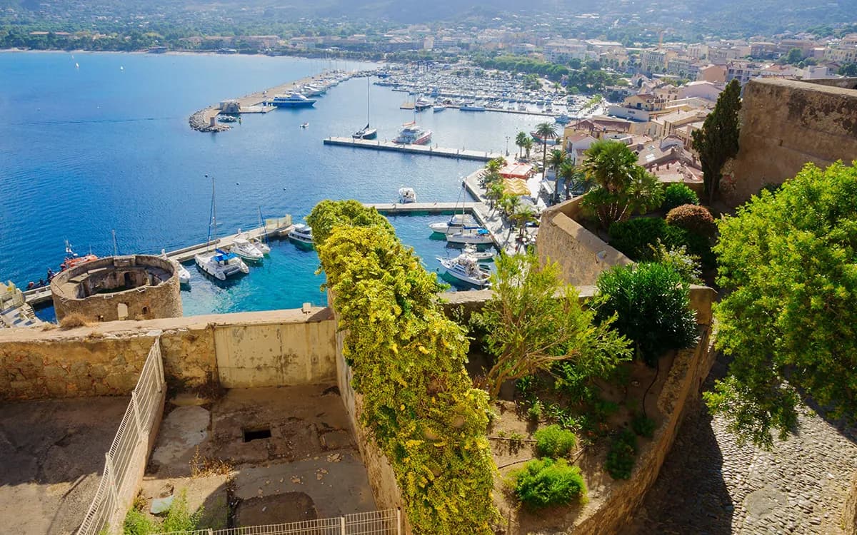 Calvi cruise port