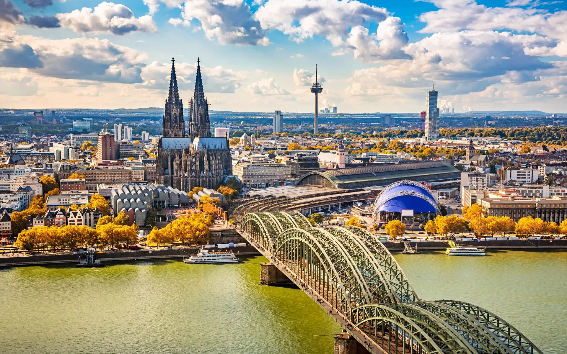 Cologne cruise port
