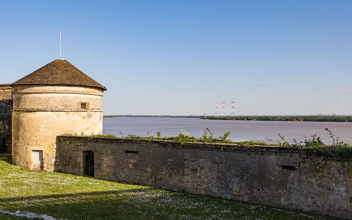 Margaux-Cantenac cruise port