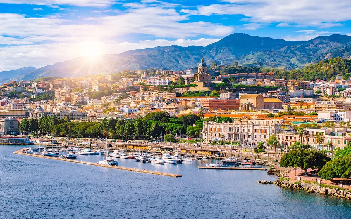 Messina cruise port