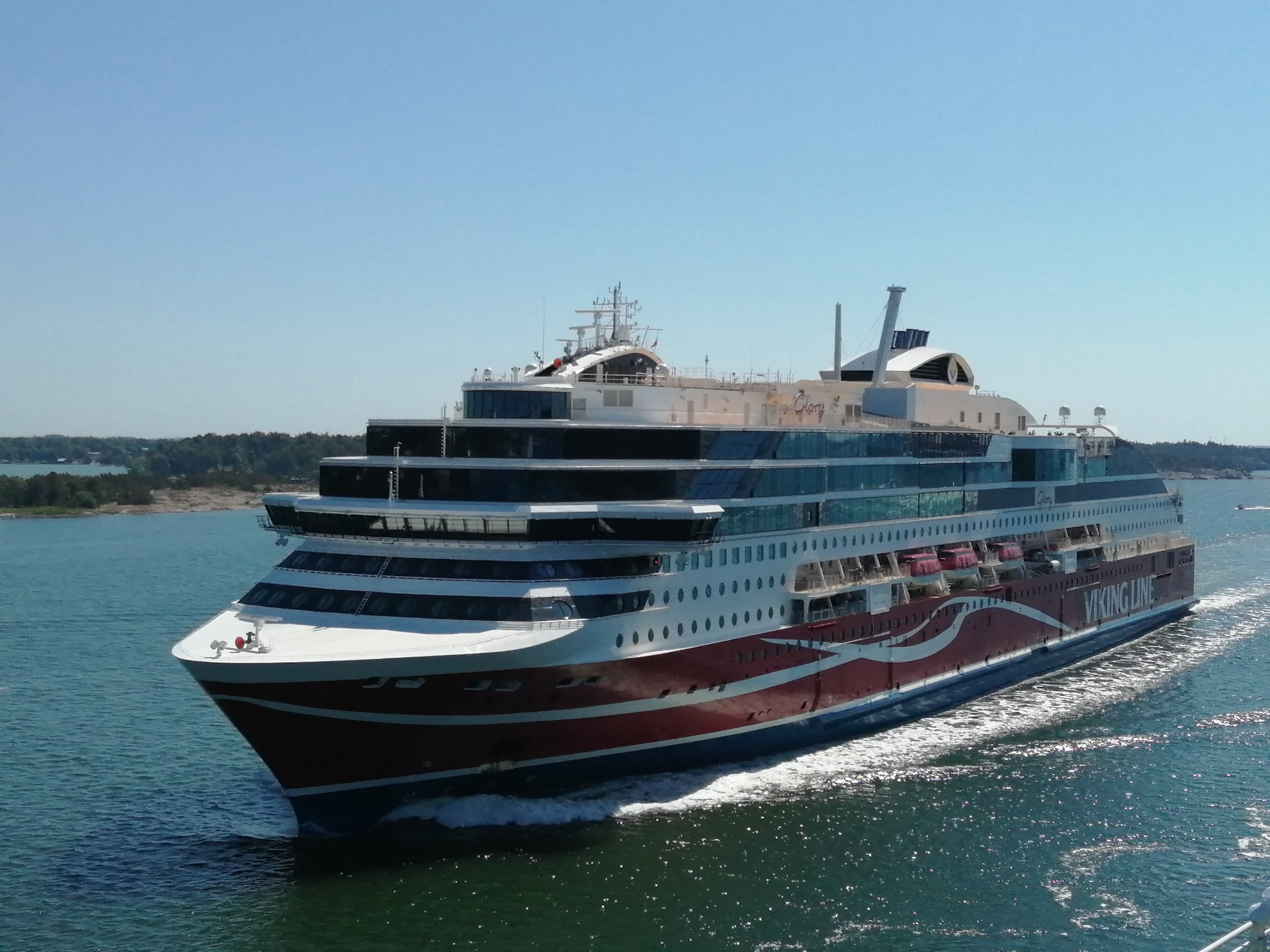 Viking Glory cruise ship