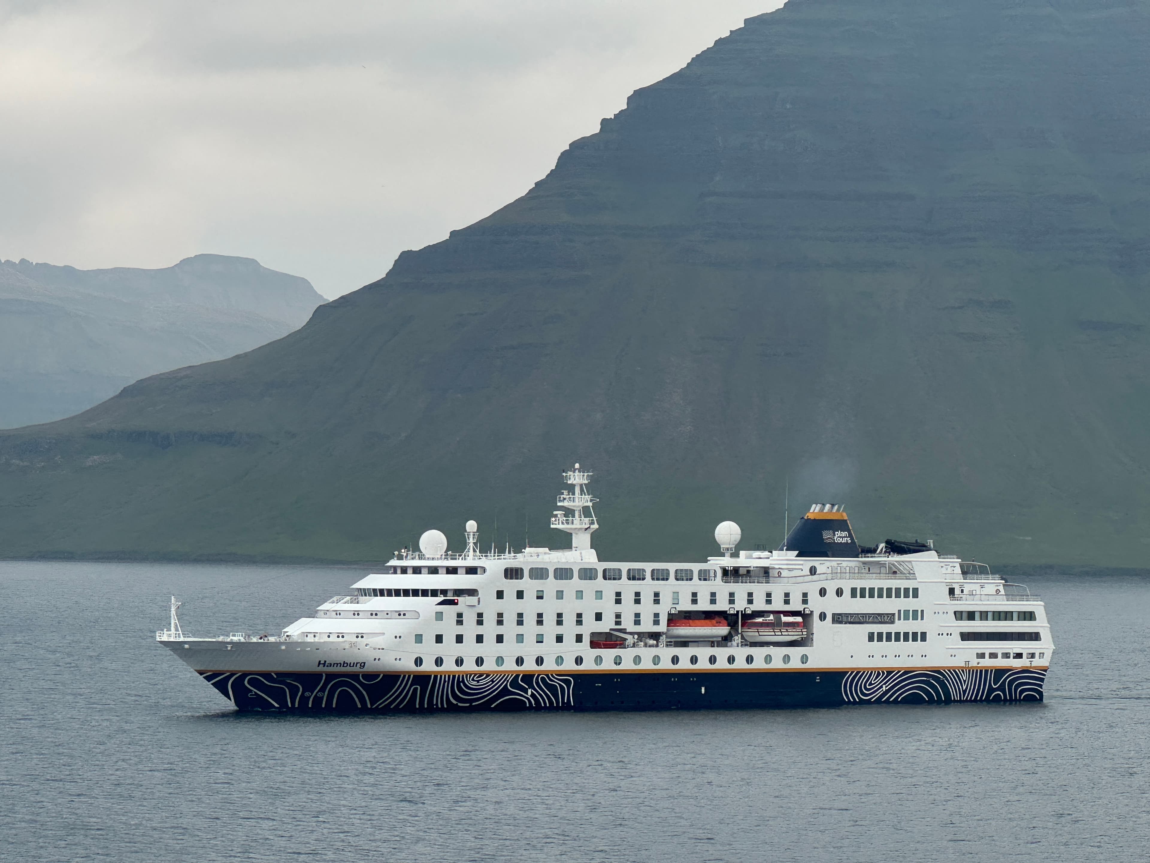 MS Hamburg cruise ship