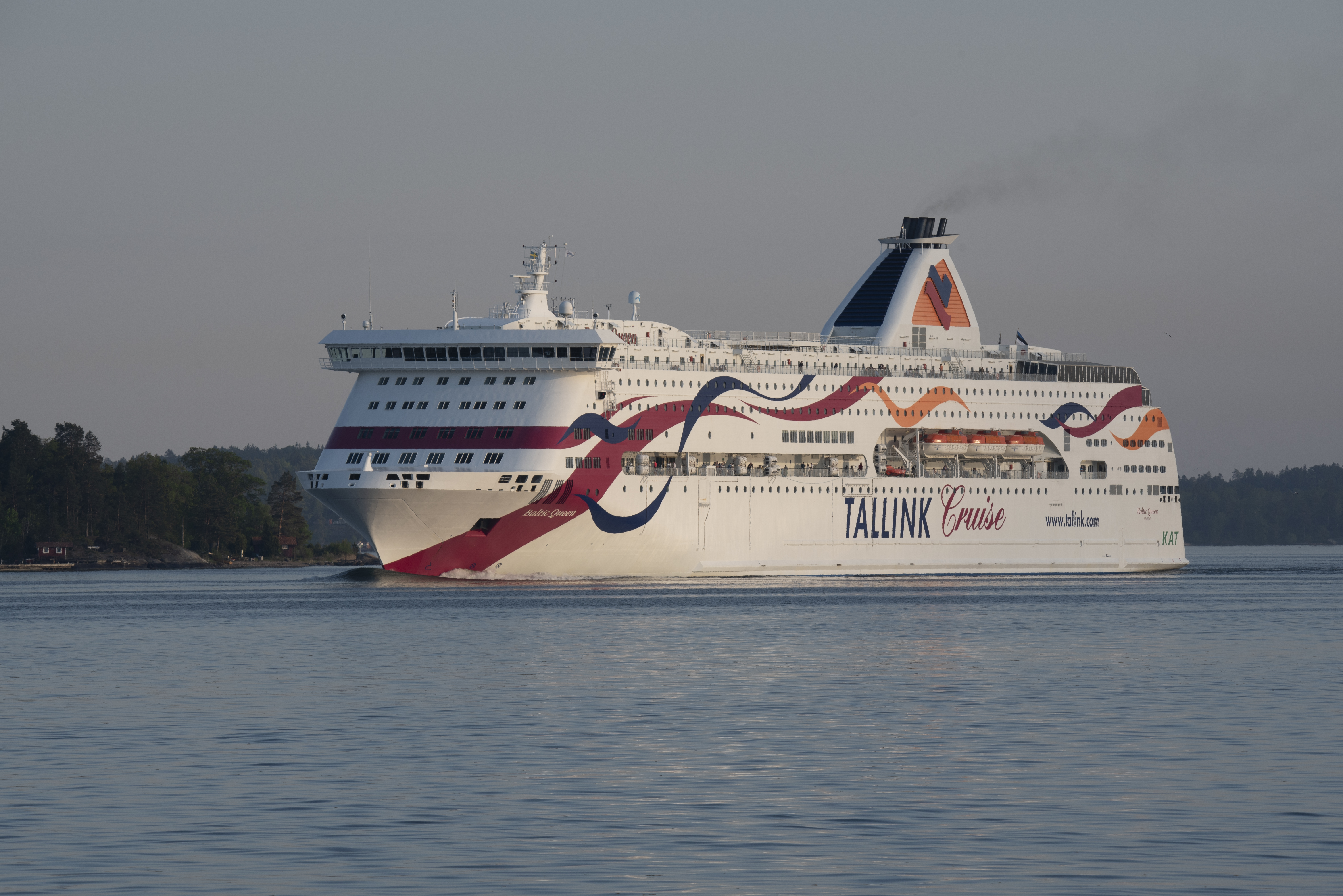 Baltic Queen cruise ship