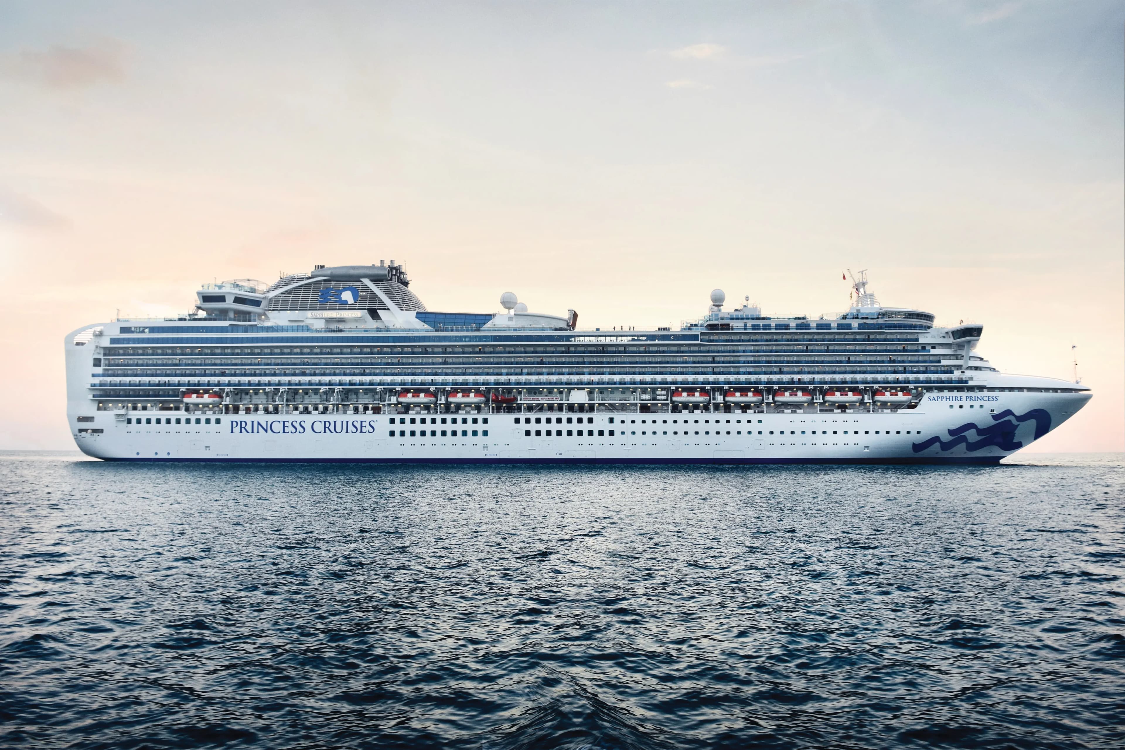 Sapphire Princess cruise ship