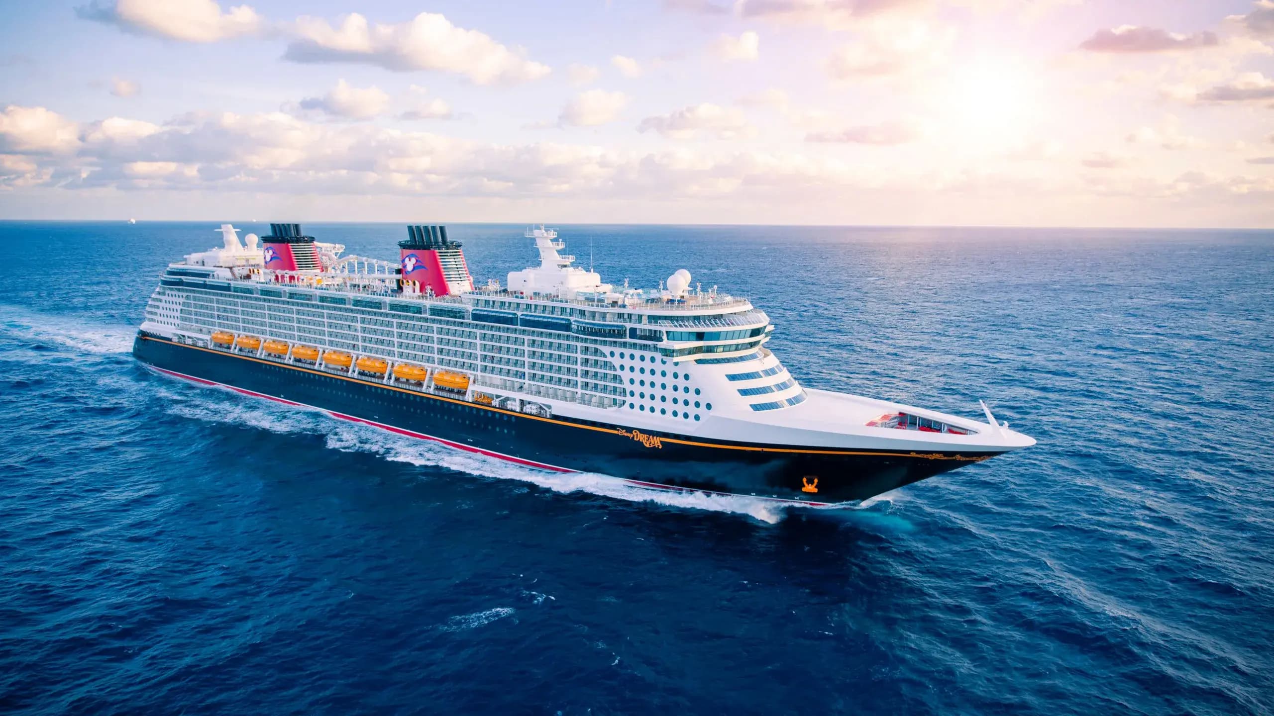 Disney Dream cruise ship