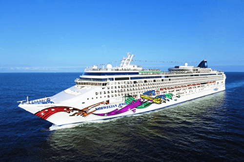 Norwegian Jewel cruise ship