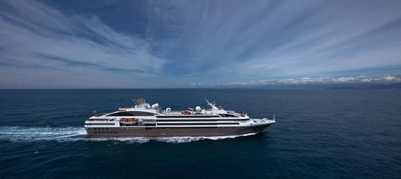 L'Austral cruise ship
