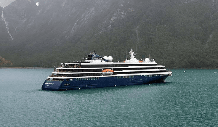 World Traveller cruise ship